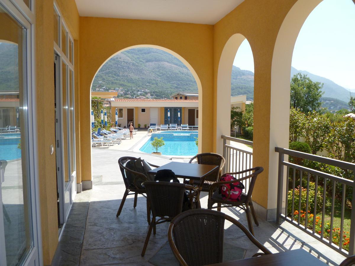 Laguna Apartment